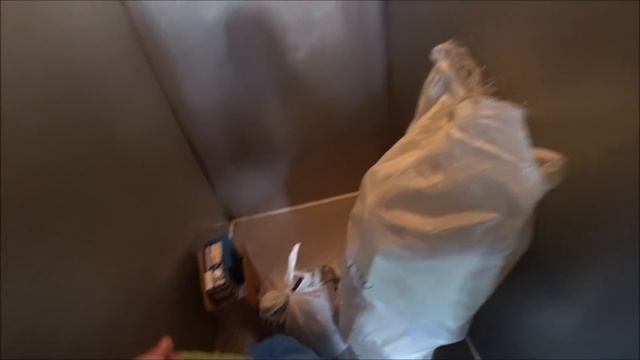 ОБСТАНОВКА В МОСКВЕ ..метро КОЛОМЕНСКАЯ * ВЫДАЛИ ПОСОБИЕ по безработице * ЧТО Я ХРАНЮ в ДИВАНЕ? смотреть онлайн
