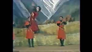 Ансамбль танца "Сармат" Рук. В.Цховребов. Неизв танец