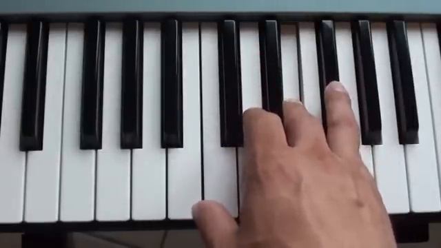 How to play Diamonds by Rihanna on piano - Diamonds Piano Tutorial смотреть онлайн