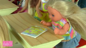 Катина Копия Всё Испортила, Теперь у Кати нет Подруги!  Мультики Куклы Барби Про Школу IkuklaTV