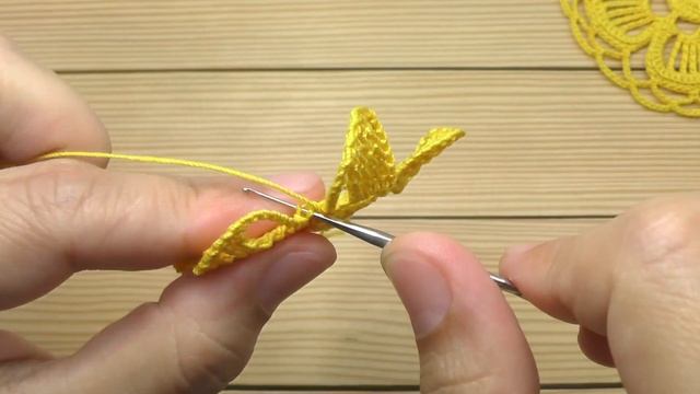 Простой ЦВЕТОЧНЫЙ МОТИВ вязание крючком для начинающих СХЕМА узора Crochet flower motif tutorial смотреть онлайн