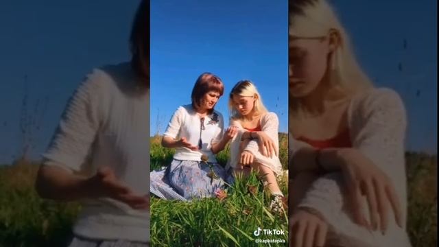 Саша Капустина с мамой. 1 сентября 2019 смотреть онлайн