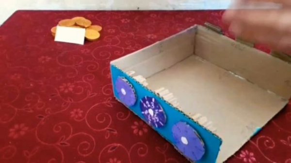 СЕЙФ ИЗ КАРТОНА ? / Как сделать сейф  / Vovachik