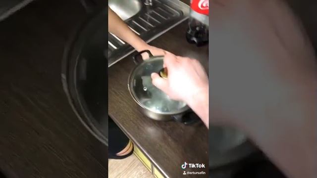 Эхо в кастрюле ? шок это правда смотреть онлайн