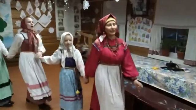"Полоса наша полосонька". Детско-юношеская святочная вечерина с хороводами и играми в д. Пожарище смотреть онлайн