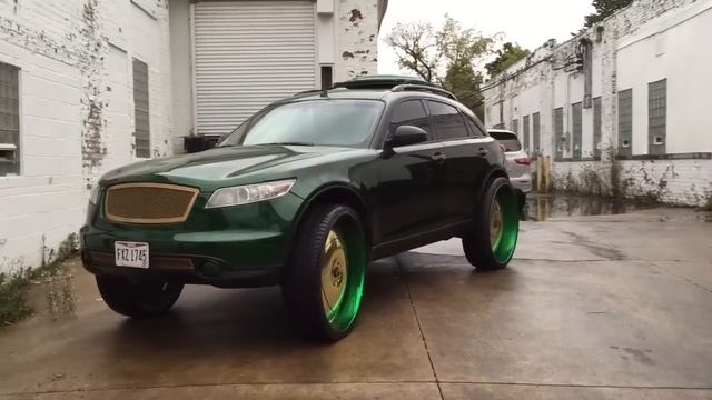 Infiniti Fx35 on 30" Gold Forgiatos смотреть онлайн