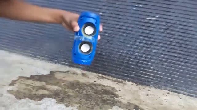 Jbl charge mini water test смотреть онлайн