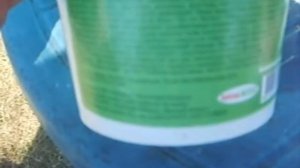 Опрыскивание деревьев весной\ Первая обработка сада медным купоросом и мочевиной