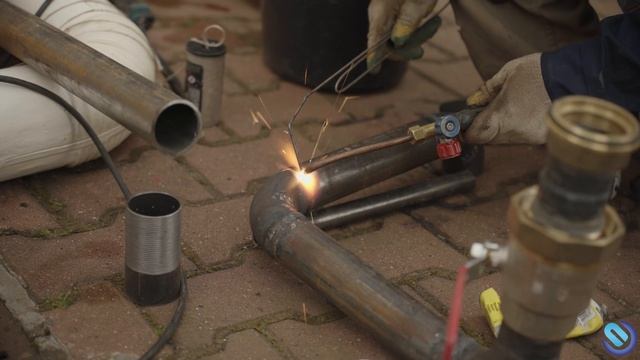 Замена газоиспользующего оборудования #заменакотлааогв #заменаплиты #сварочныеработы смотреть онлайн