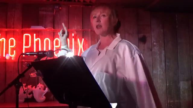 Trixie's Treat by Diane Payne, read by Sophie Morris-Sheppard смотреть онлайн