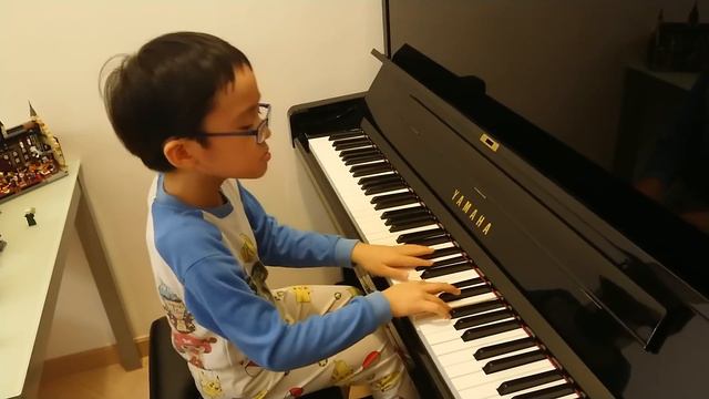 Moonlight Sonata Op.27 No.2 (full) of Beethoven (貝多芬 月光奏鳴曲, 월광 소나타, 月光ソナタ), by Jonah Ho (age 7) смотреть онлайн