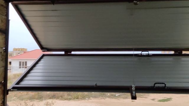 Двери гаражные и ворота гаражные подъемно-складные, ворота из профильной трубы, подъемные ворота. смотреть онлайн