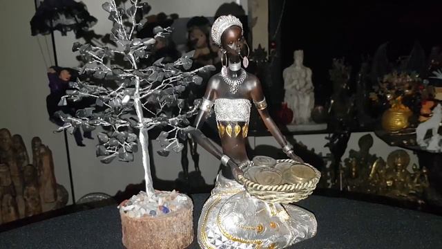 ИЗБАВИТЬСЯ ОТ ДОЛГОВ. ДЛЯ ВСЕХ. ВЕДЬМИНА ИЗБА. ИНГА ХОСРОЕВА смотреть онлайн