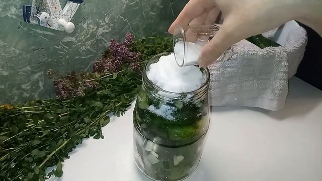 Экспресс Огурцы СОЛЁНЫЕ-БОЧКОВЫЕ! Хрустящие и крепкие! НЕРЕАЛЬНО Быстро! (720p).mp4