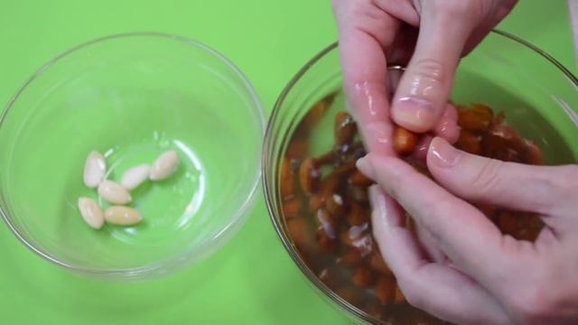 Как очистить миндаль смотреть онлайн