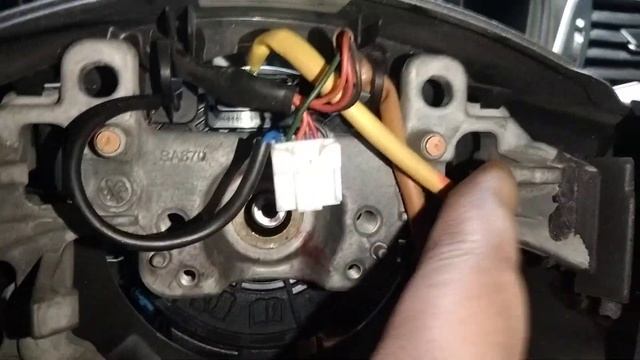 Baleno airbag opening fitting смотреть онлайн