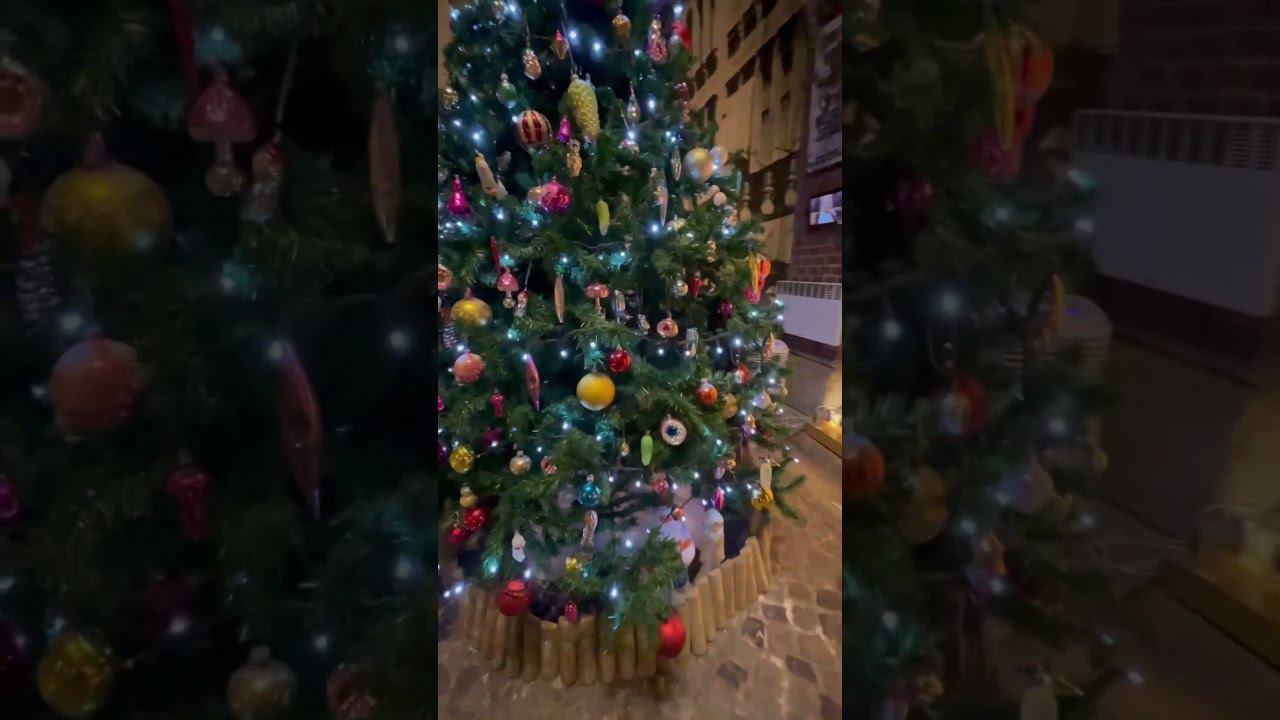 Елка / Фридландские ворота Калининград / Советские игрушки и Дед Мороз смотреть онлайн