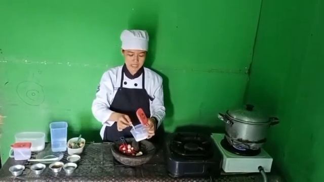 Yellow Rice with Malay Chicken Curry and Chili Peanut-Anchovies (Malaysian Cuisine). So Delicious ? смотреть онлайн