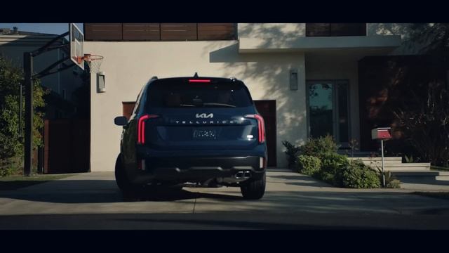 Driveways | The 2024 Kia Telluride X-Pro: Official NBA & WNBA Auto Partner смотреть онлайн