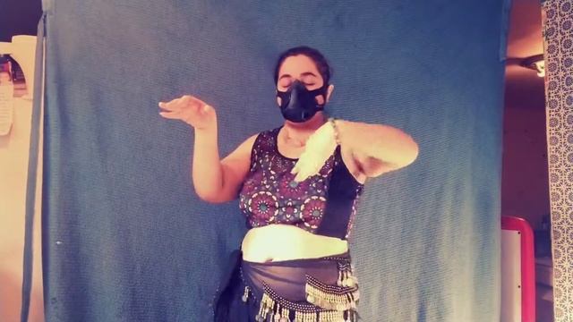 Dancing with a Phantom Training Mask смотреть онлайн