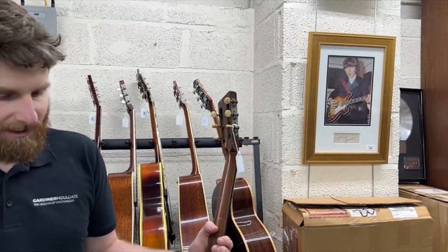 Saleroom Tour - June 2023 - Biggest Ever Guitar Auction ! смотреть онлайн