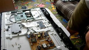 Ремонт телевизора LG 32LV3400-ZA (Полосы на Экране)