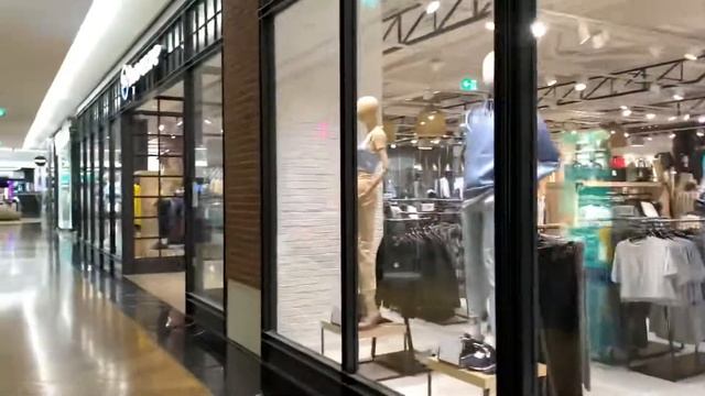 В ШОКЕ ОТ ЦЕН В ЭКО МАГАЗИНЕ. ЦЕНЫ НА ОДЕЖДУ В ПРАГЕ. ОГРОМНЫЙ H&M. OC WESTFIELD CHODOV. ГОЛОГРАММА смотреть онлайн