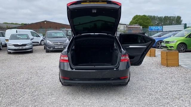 Skoda Superb 1.6 TDI SE DSG 526081