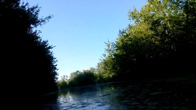 Сплав на маленькой китайской лодки смотреть онлайн