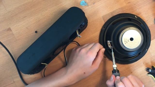 Powering 6,5“ Subwoofer with Soundcore Motion+ смотреть онлайн