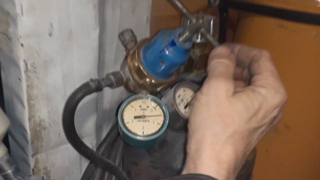 КАК своими руками доработать КИСЛОРОДНЫЙ редуктор на УГЛЕКИСЛОТНЫЙ баллон смотреть онлайн