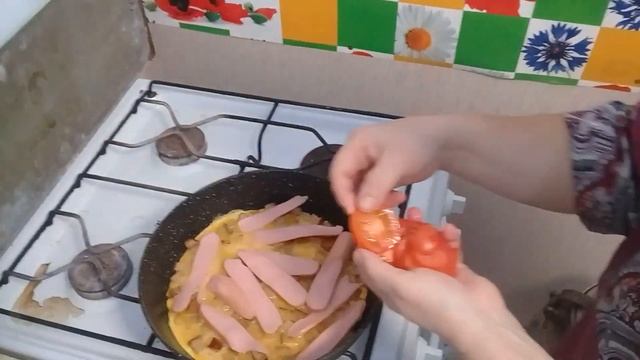 СЫТЫЙ ЗАВТРАК по БЫСТРОМУ ! Если есть хлеб и яйца можно приготовить вкусный завтрак. Мукбанг смотреть онлайн