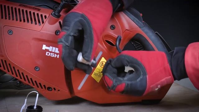 Cómo cambiar el filtro de la gasolina de la sierra manual de gasolina Hilti DSH 600-X смотреть онлайн