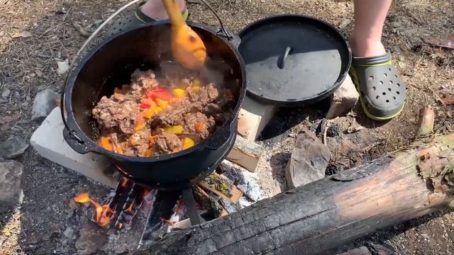 Охотничий рецепт. Шурпа из шеи косули в казане на костре | Охотничья кухня смотреть онлайн