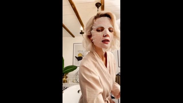 Омолаживающие маски Императорский уход Imperial Secret Anti Aging Mask смотреть онлайн