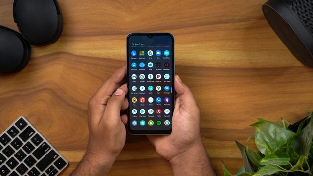 Vivo Y21 Unboxing and Overview in Tamil! смотреть онлайн