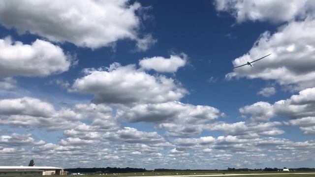 August 5 Takeoff from KUSE Stemme S12 смотреть онлайн
