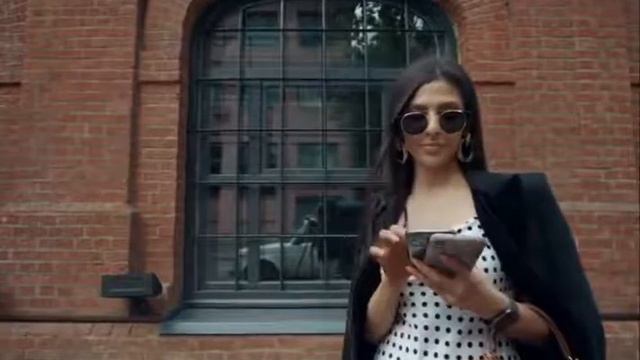 Не смотрите на то, что в карманах. 💵 Смотрите на то, что в глазах. 💔 смотреть онлайн