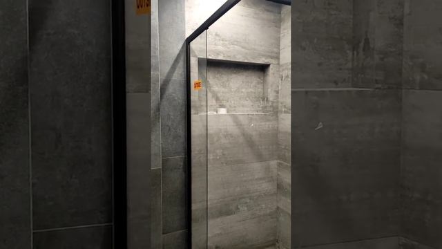 установка душевого  ограждения