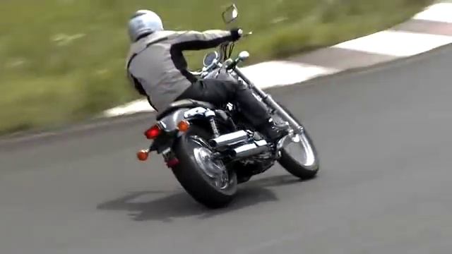 ホンダHONDA VT750Sのインプレッション