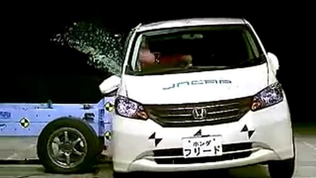 Crash Test 2009 Honda Freed (Side Impact) JNCAP смотреть онлайн