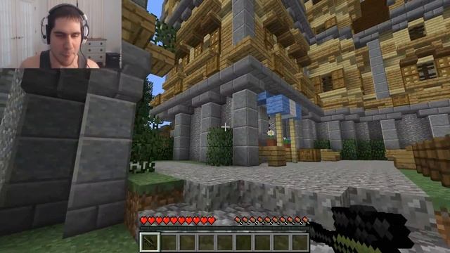 Minecraft: MAN VS PIG! (PIG HIDE N SEEK, PIG SHOOTING, & PIG MAZE) Mini-Game смотреть онлайн