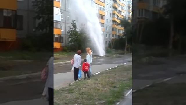 ЖКХ только за воду деньги в карман к себе а на ремонт ни копейки смотреть онлайн