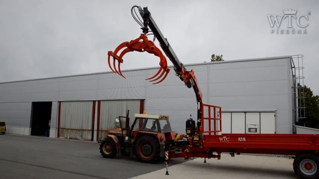 Traktorový Návěs Na Přepravu Balíků PLT 16 S Hydraulickou Rukou - WTC Písečná