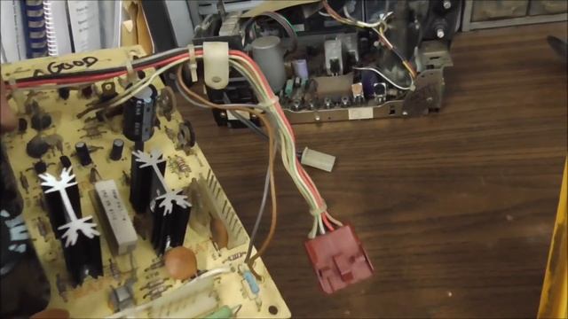 We got another Atari Asteroids Arcade Game In for repair, SUPER CLEAN... Let's Dig Into It! смотреть онлайн