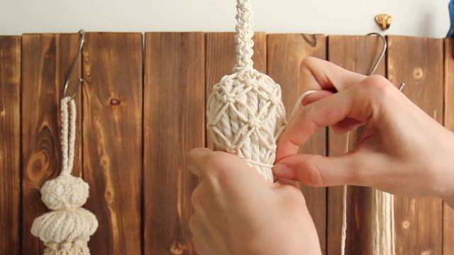DIY: Tutorial Boho hanging Tassel смотреть онлайн
