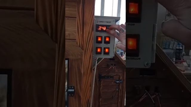 Распаковка Коптильня на 40 килограмм с выносным блоком. смотреть онлайн