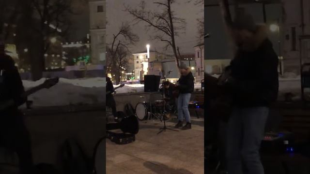 Москва. Новый Арбат. 10.02.2019 🎼🎸 http://Zhuma60.2fast.team смотреть онлайн
