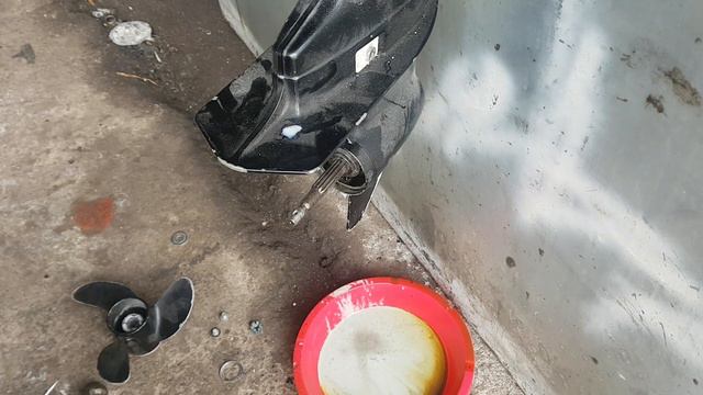 머큐리(도하츠) 4,5마력 하부 분해 / MERCURY(TOHATSU) 4,5 HP LOWERUNIT дезинтеграция смотреть онлайн