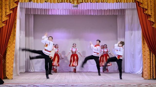 Малый Ансамбль народного танца "Талисман"- "Веселушки под частушки" смотреть онлайн